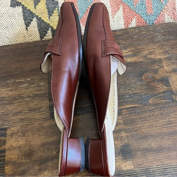 Salvatore Ferragamo Brown CalfLeather Gancini Embroidered Mules Size 10 B